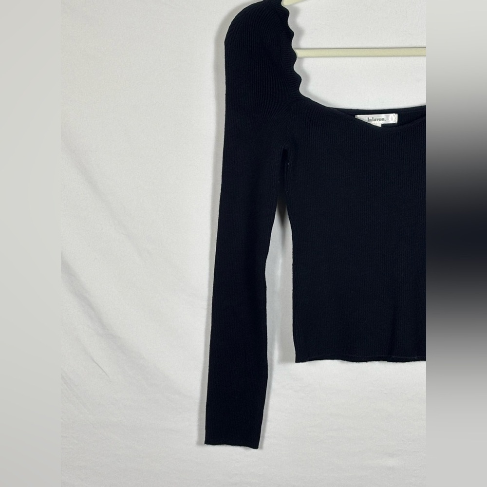 Lalavon Top Scalloped Long Sleeve Black- Large - Picture 8 of 11